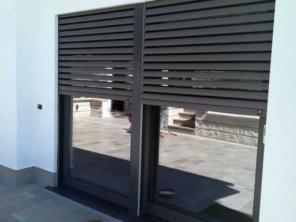 foto installazioni tapparelle in alluminio per finestre progetti roma portfolio serramenti82 roma